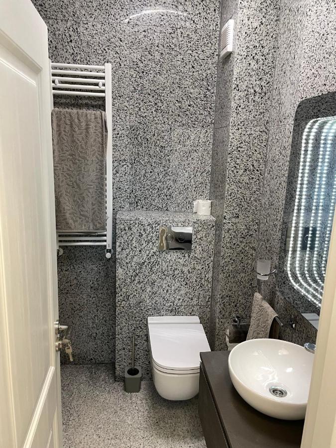 Metamorfoz Apartment Navodari Bagian luar foto