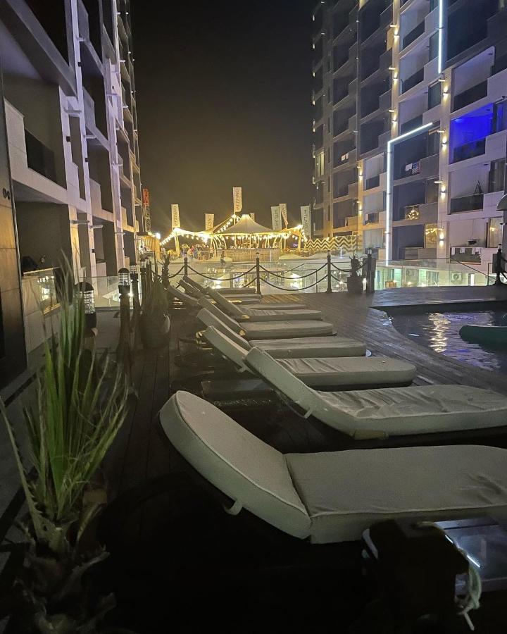 Metamorfoz Apartment Navodari Bagian luar foto