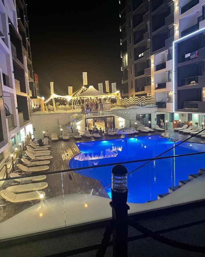 Metamorfoz Apartment Navodari Bagian luar foto